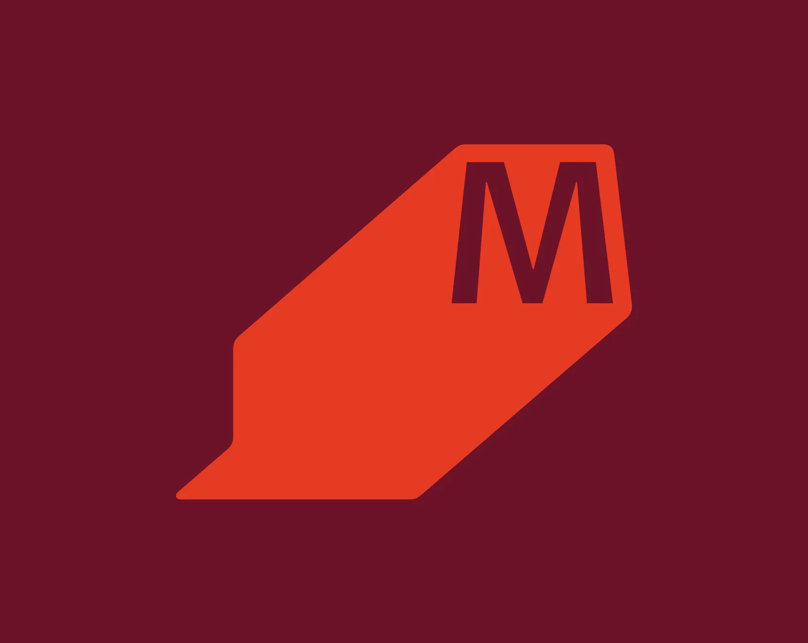 Logo von Merytorycznie o Marketingu: eine rote, nach oben gerichtete Sprechblase mit dem Buchstaben M auf Bordeaux