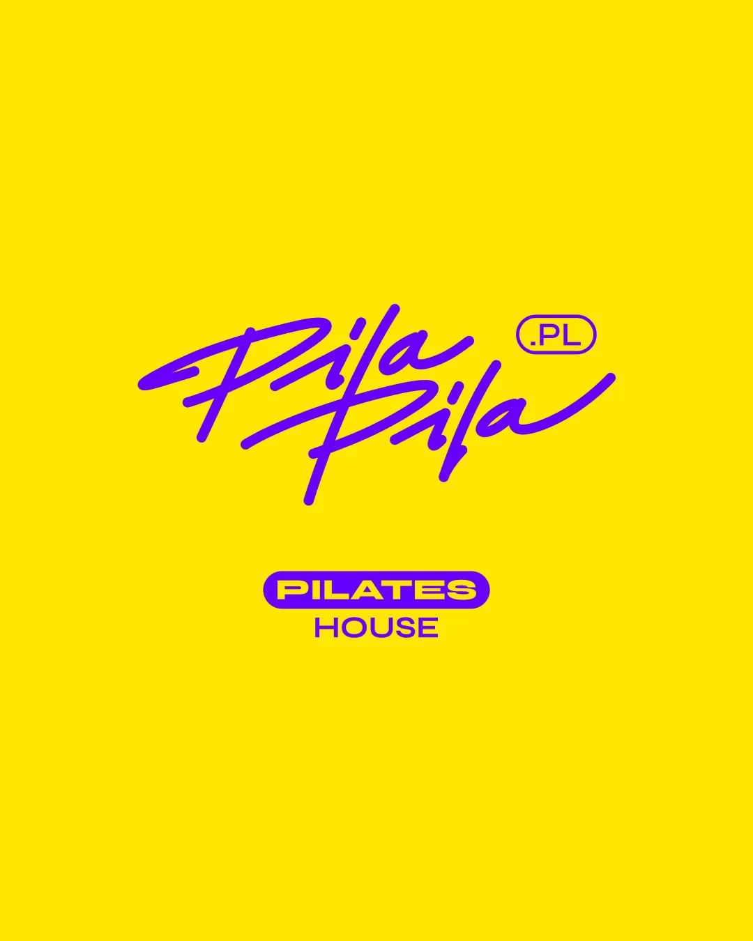 Handgezeichnetes violettes Logo von Pila Pila Pilates House auf gelbem Hintergrund